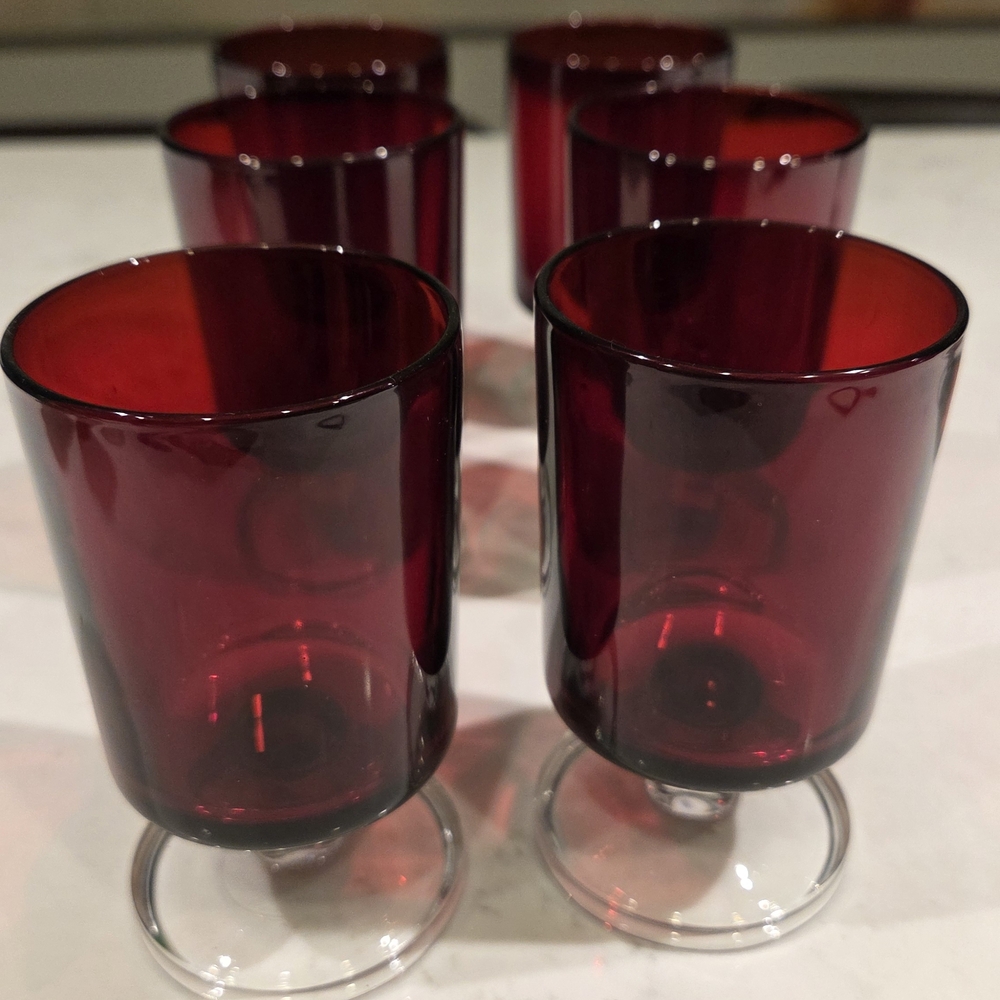 Luminarc Arcoroc France ruby red glasses-set Of 6 Size 4 Inches By 2.5 ( Mouth)